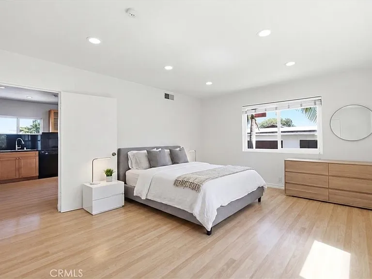 1108 Palm Ln — Photo 17