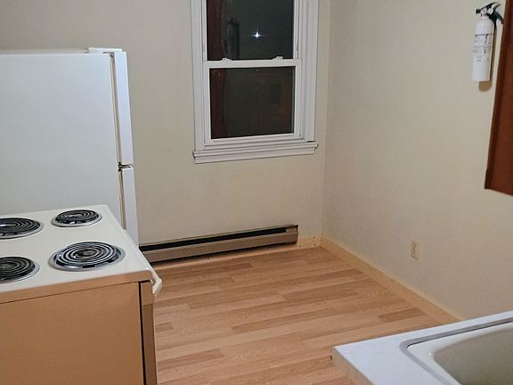 3rd image of 1325 9th St S