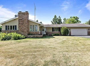 9635 Northwestern Ave, Franksville, WI 53126