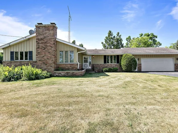 9635 Northwestern AVENUE, Franksville, WI 53126