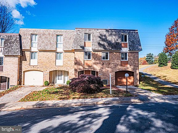 2nd image of 10350 Watkins Mill Dr