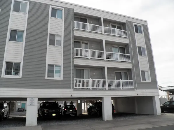 3900 Pleasure Ave APT 306, Sea Isle City, NJ 08243