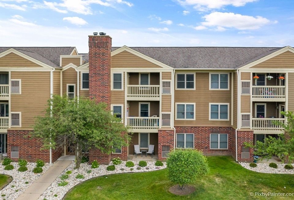 1st image of 122 Glengarry Dr APT 307