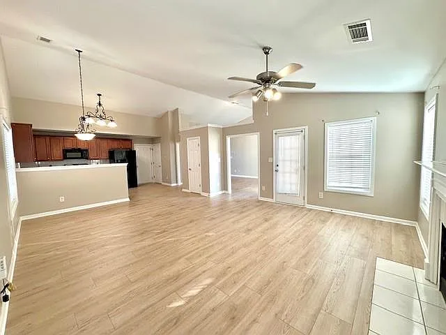 1080 Chandler Ridge Dr — Photo 8
