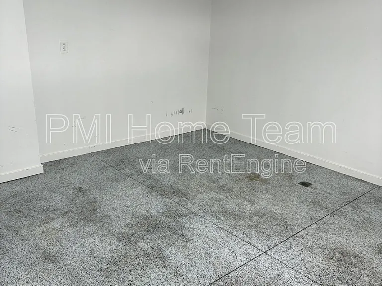 618 W Cozy Ln — Photo 19
