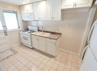 1302 Halstead Rd, Parkville, MD 21234