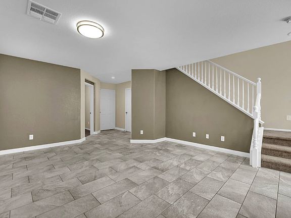 5th image of 87 Wood Cliff Ave