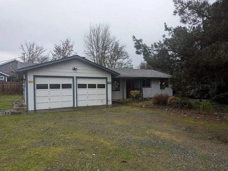 2141 Cullison Ln photo 1