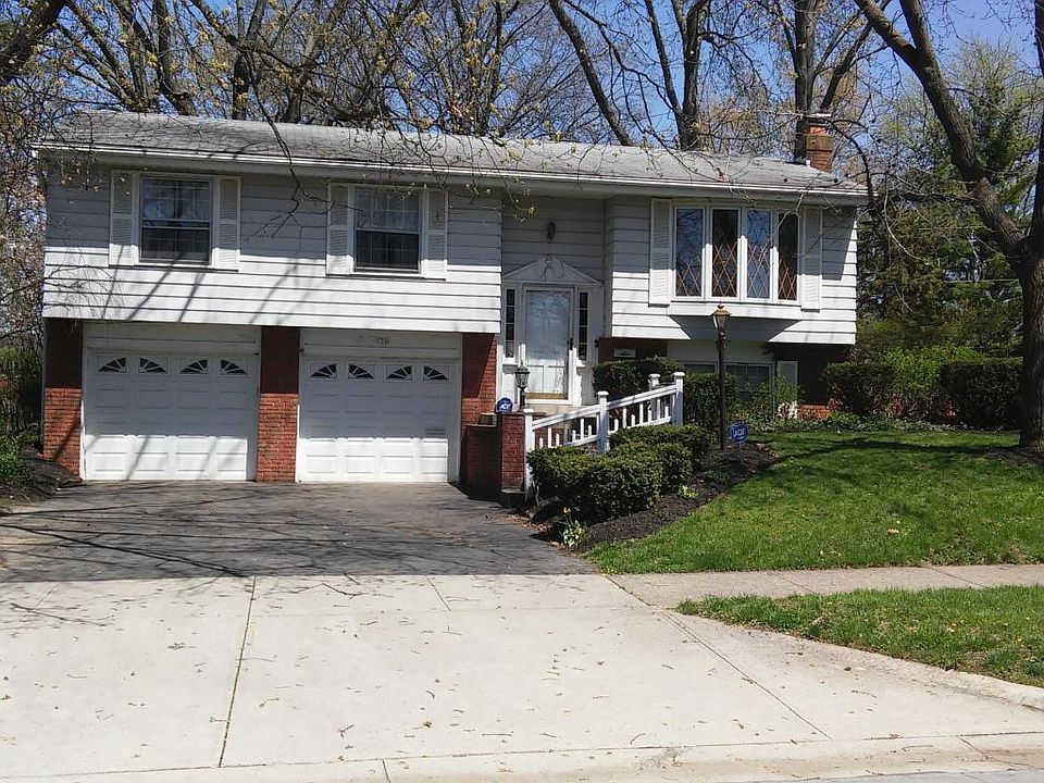1st image of 136 Fairdale Ave