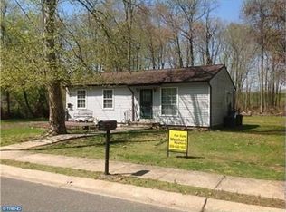 18 Daniel St, East Windsor, NJ 08520