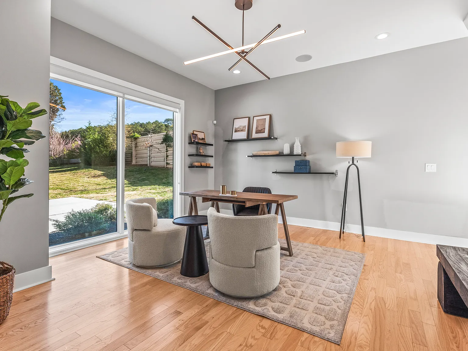 W Northway Ln, Sandy Springs — Photo 4