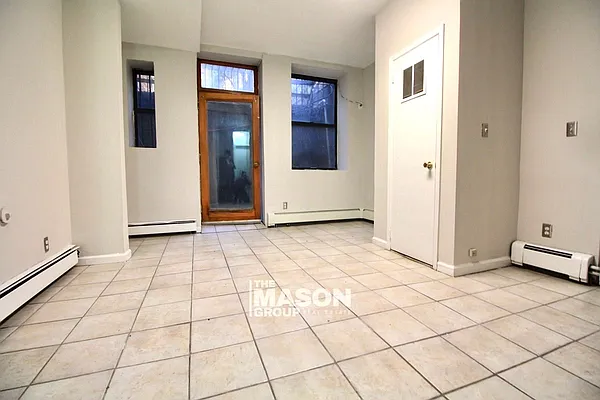 Rented by Mason Group LLC | media 20