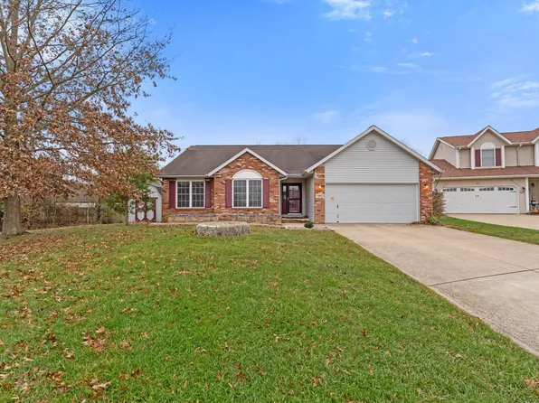 1063 S Colchester Ct, Bloomington, IN 47401