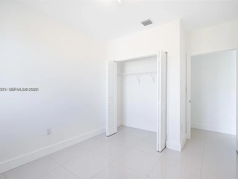 2280 SW 32nd Ave #201 — Photo 12