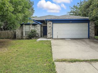 4240 Appleyard Dr, Fort Worth, TX 76137