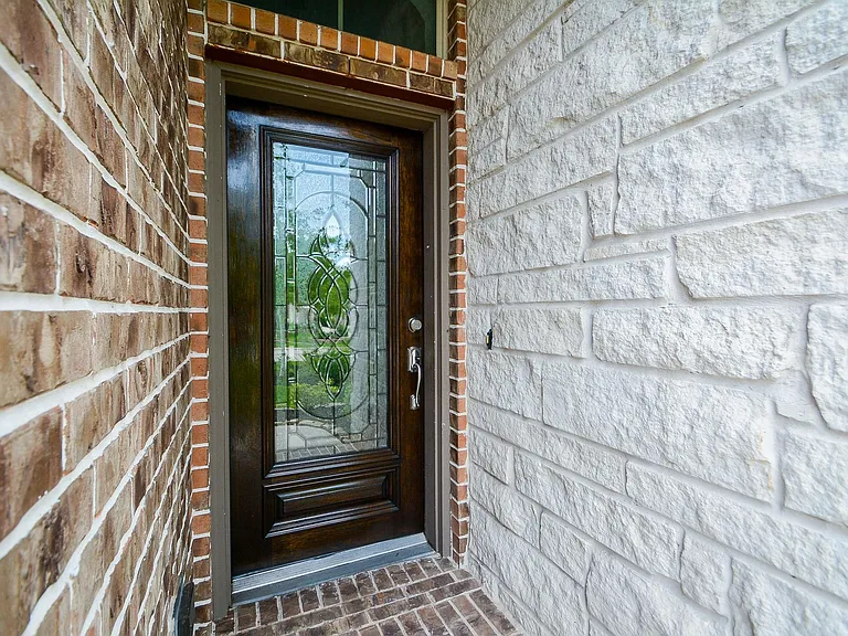 232 Clementine Ct — Photo 3