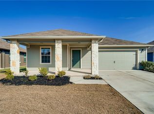 137 San Bernard Trl, Hutto, TX 78634