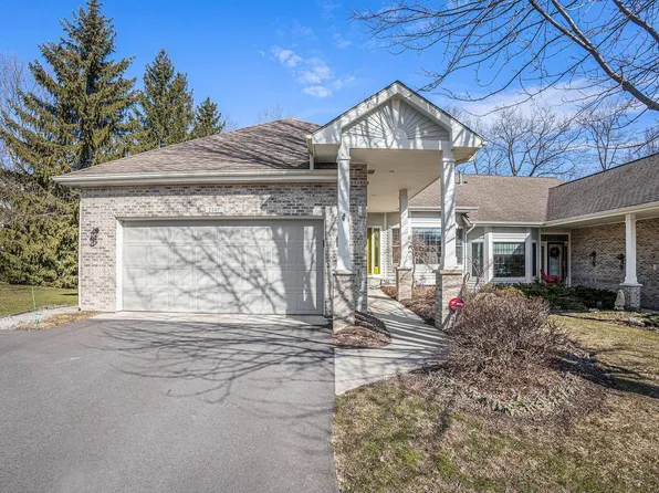 2137 Lamberton Creek Ln NE #22, Grand Rapids, MI 49505