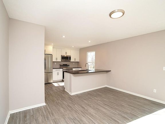 5th image of 1303 Deblin Dr