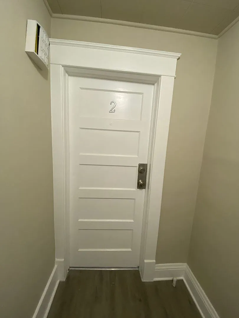 403 E Montgomery St — Photo 1