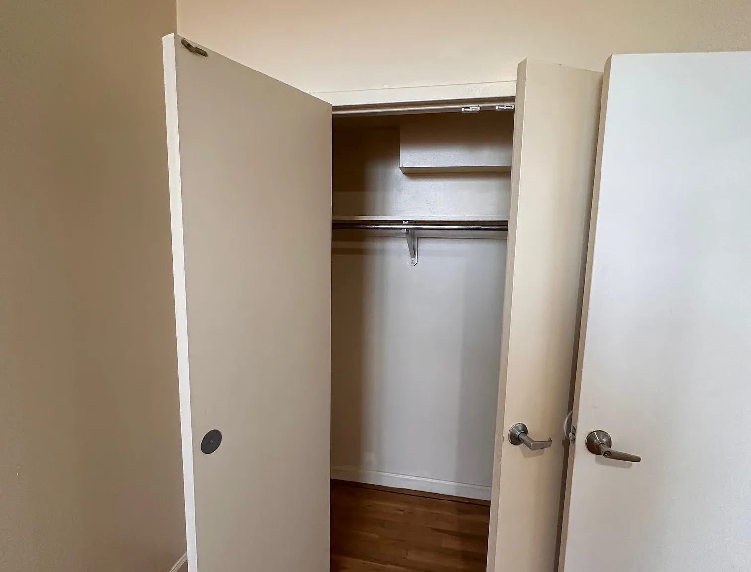 2 bed, 780 sqft, $1,700 — Photo 1