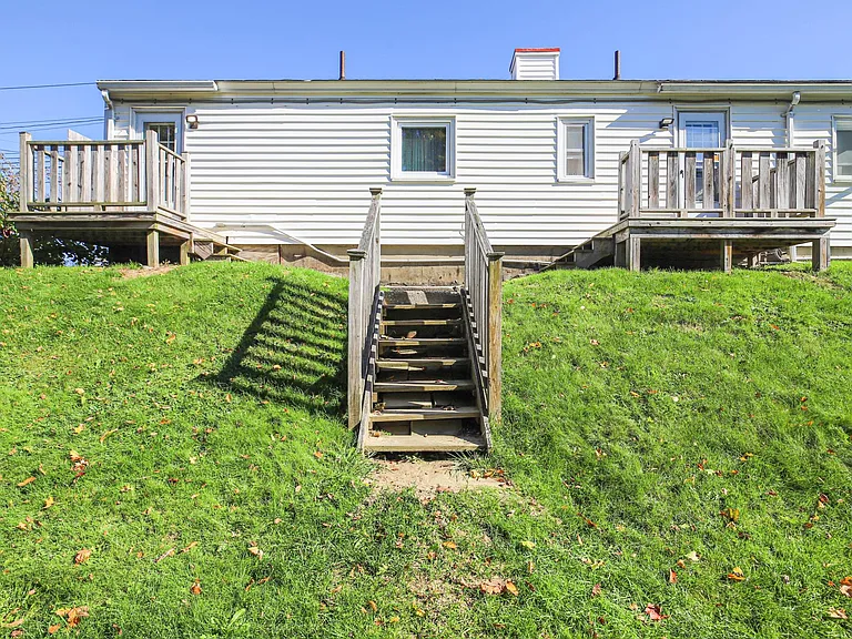 504 Saint John St #2 — Photo 37