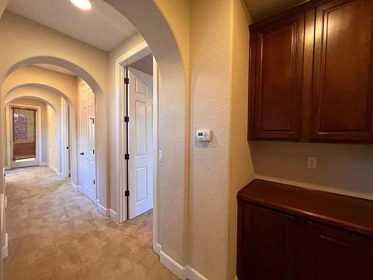 10880 Pentwater Dr — Photo 14