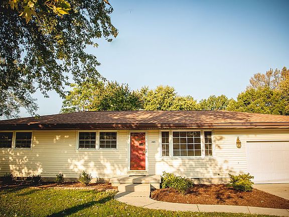 2nd image of 265 Lindenwood Dr