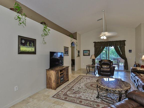 5th image of 6956 Crown Lake Dr