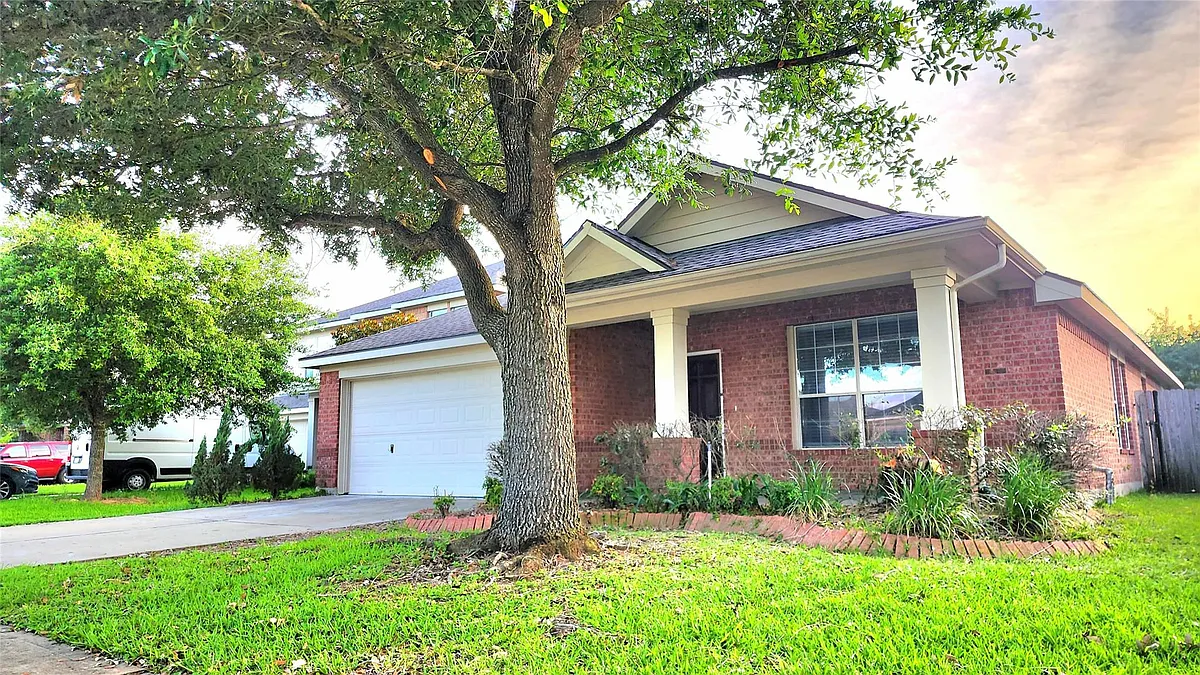 Building Photo - 3011 Sunchase Ct