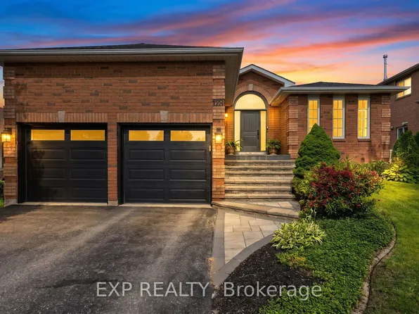 129 Golden Meadow Rd, Barrie, ON L4N 8K3