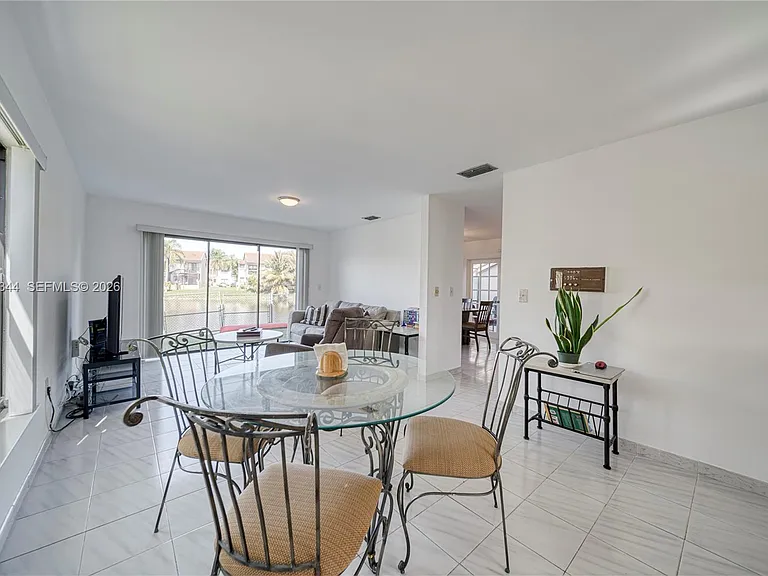 13337 SW 64th Ln — Photo 13
