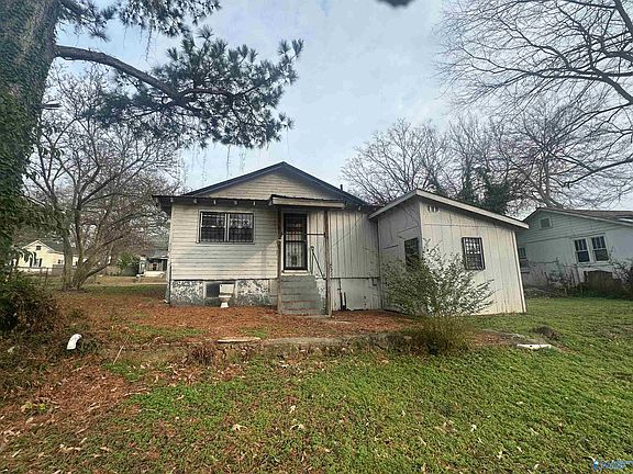 5th image of 2618 Wilmer Ave