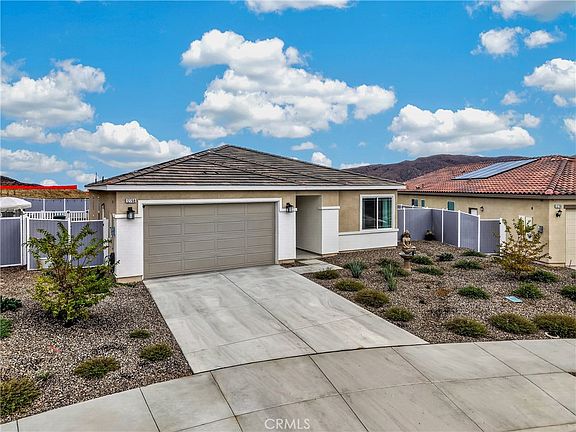 3rd image of 12768 Fuji Cir