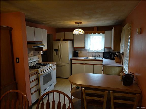 5th image of 629 36th St