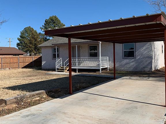 2nd image of 206 S Ave E