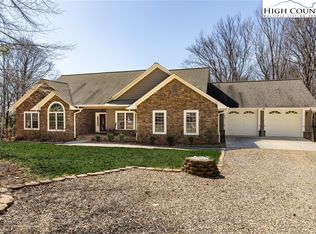 181 Abbey Rd, Mc Grady, NC 28649