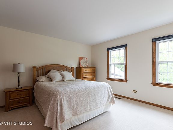 5th image of 1309 Annie Ln