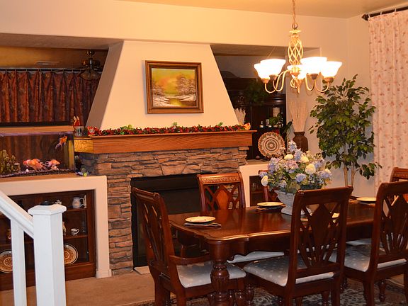 4th image of 2111 E Chanute Pass