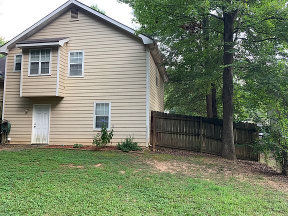 2nd image of 105 Mallard Ln