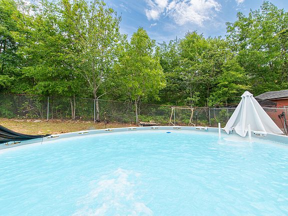 2nd image of 3466 McAlpine Dr