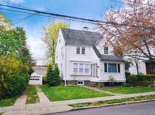 26 Garretson Ave, Staten Island, NY 10304
