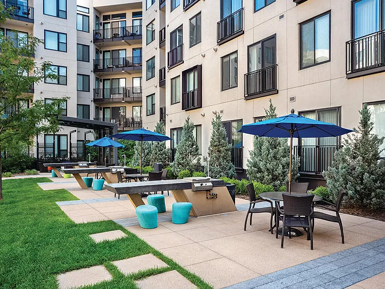 The Douglas Apartments — Photo 16