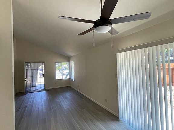 3rd image of 4602 Myrtle Ave