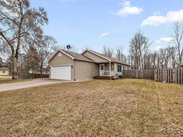 3416 Cobb St, Midland, MI 48642