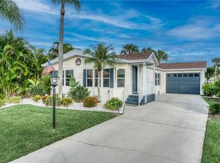 26821 Sammoset WAY, BONITA SPRINGS, FL 34135