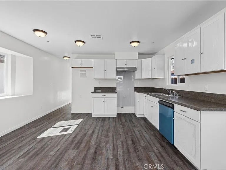6 S Owens St — Photo 7
