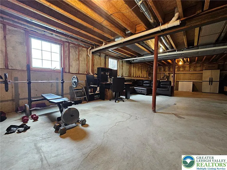 2 Tamarack Ct — Photo 28