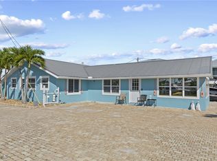 2669 Coco Plum Dr, Matlacha, FL 33993