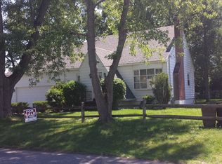 2017 Careleon Rd, Schenectady, NY 12303